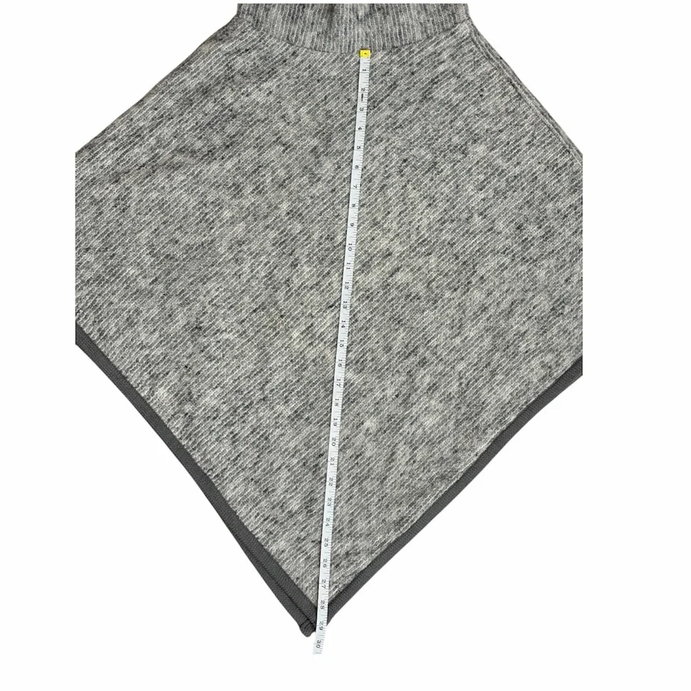 Johnston & Murphy Heather Gray Knit Funnel Neck Poncho One Size Lined